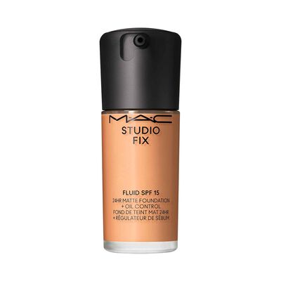 STUDIO FIX FLUID FPS 15 24HR MATTE FOUNDATION + OIL CONTROL (BASE DE MAQUILLAJE)